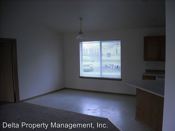 2nd image of 5204 124th Pl NE #B
