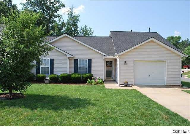 1st image of 12343 Autumn Blaze Dr