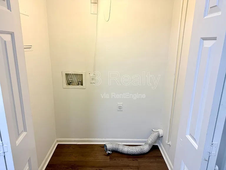 470 S Jeff Davis Dr #B — Photo 11