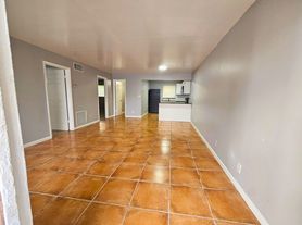 1440 NW 22nd Street (CK) - 4