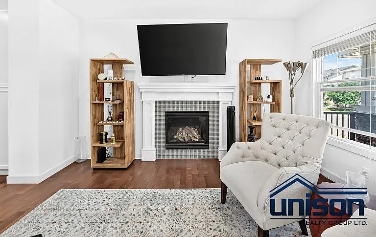 47 N Evanspark Rd NW — Photo 34