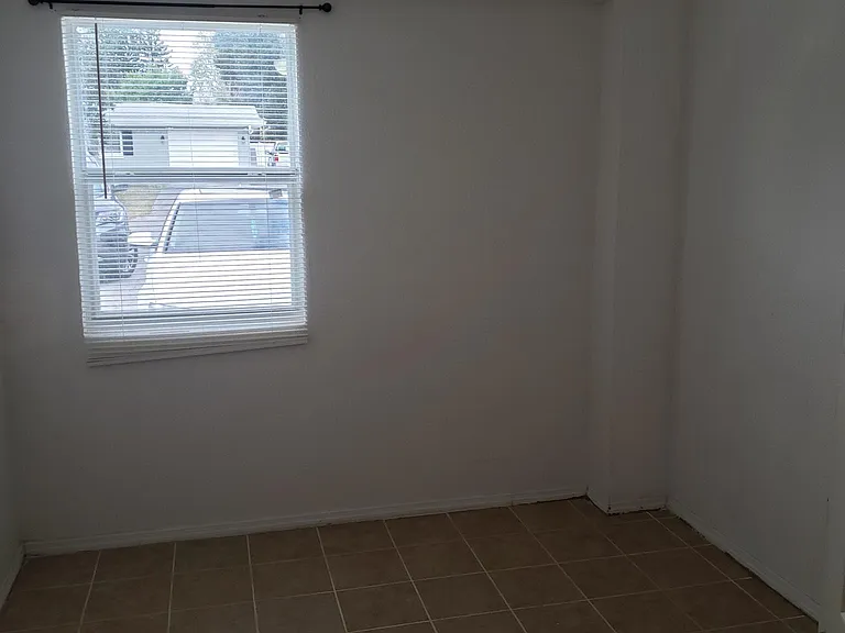 2209 Diamond Dr — Photo 1