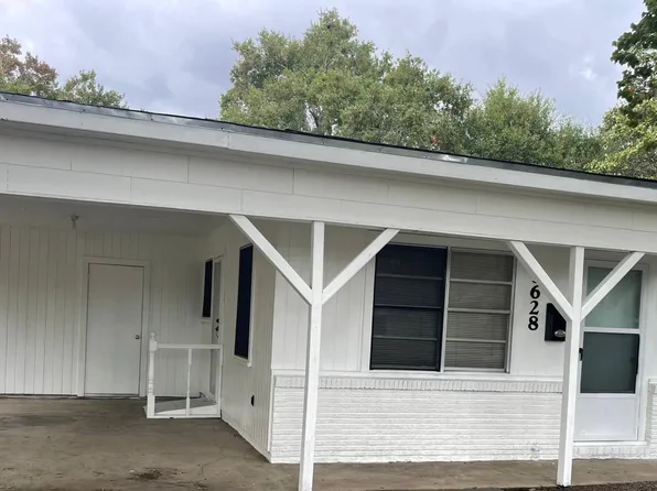 3628 Avenue E, Nederland, TX 77627