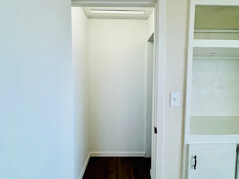 1185 FM 1540 — Photo 18