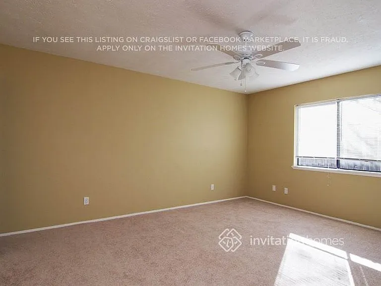 656 Priscilla Ln — Photo 12