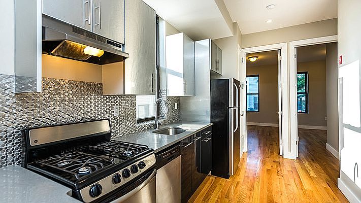 1st image of 17 Garden St APT 3R
