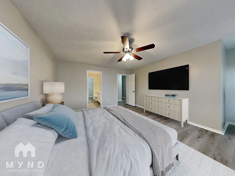 2838 Creekbend Dr — Photo 10