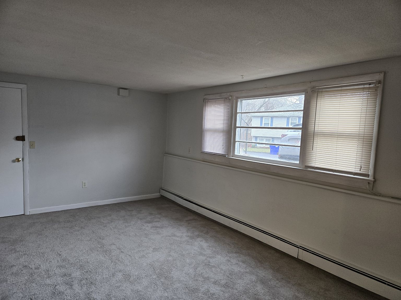 11 Kellett Dr APT 2, Milford, MA 01757 | Zillow