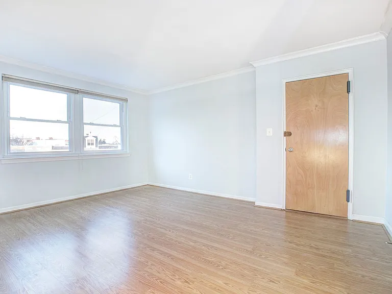 1627 Massachusetts Ave SE #304 — Photo 4