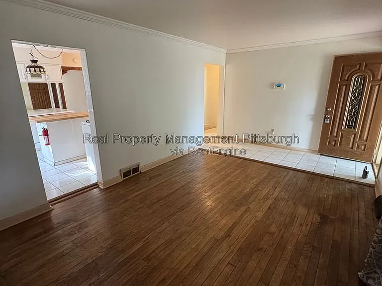 7009 Church St — Photo 3