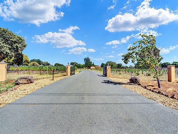 4th image of 4094 Suisun Valley Road