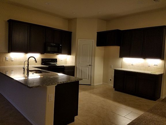5th image of 1323 Corral Dr