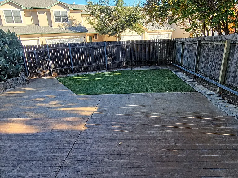 2100 Pipers Field Dr #46 — Photo 19