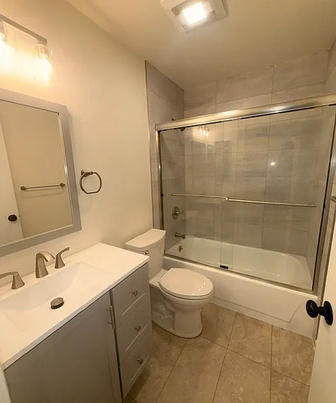 821 W California Ave #F — Photo 3