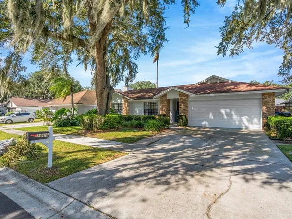 1908 LANDSIDE DRIVE, VALRICO, FL 33594