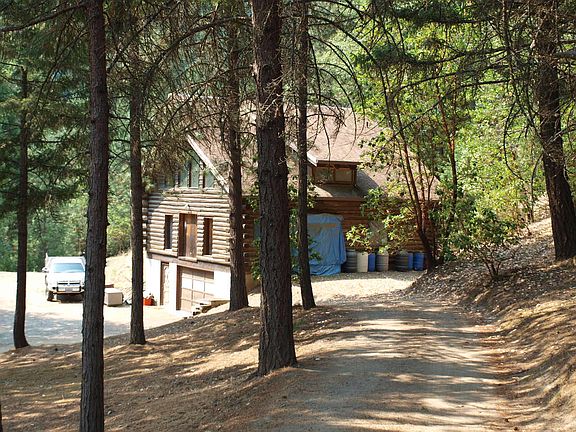 Log Home Setting