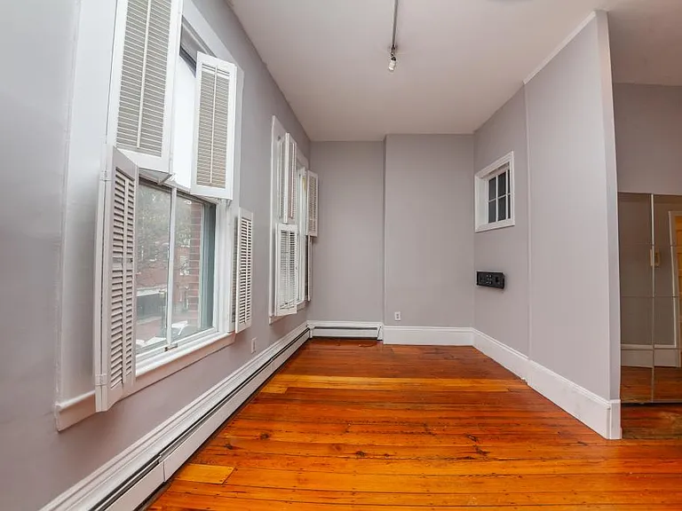 73 Main St #7 — Photo 2