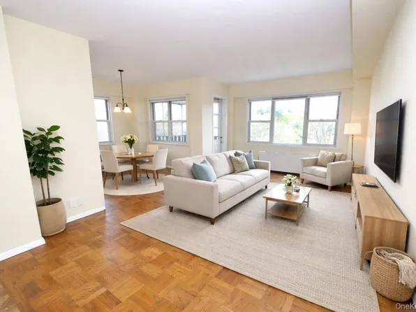 240 Garth Road #7J2, Scarsdale, NY 10583