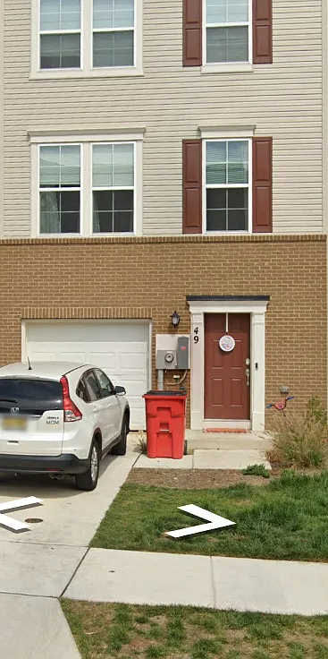 3 bed, 1922 sqft, $2,250 — Photo 1