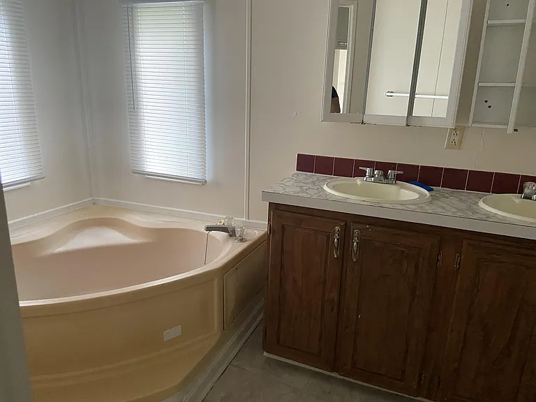 4195 Bemiss Rd #29 — Photo 6