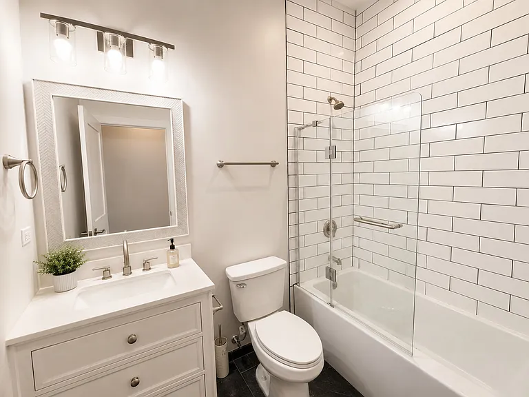 4819 Main St #204 — Photo 12