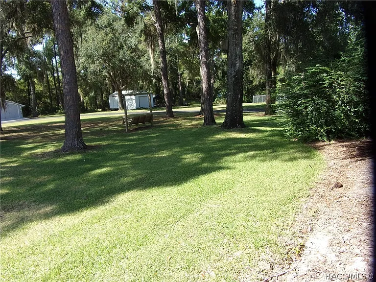 1821 Kimberly Ln — Photo 32