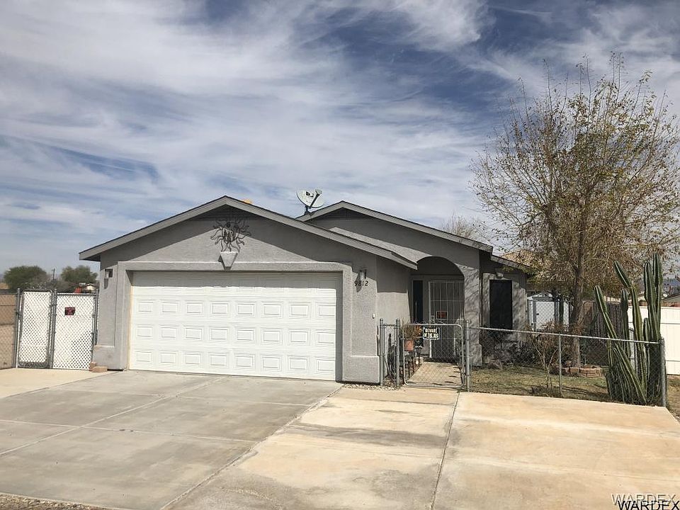 1st image of 9812 S Phoenix Dr