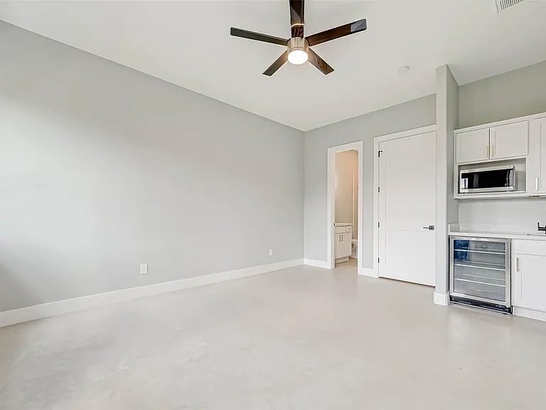 3503 Anita St — Photo 9