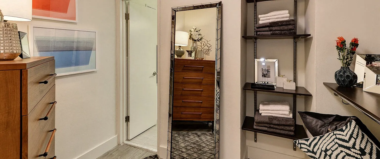 3801 Connecticut Avenue — Photo 1