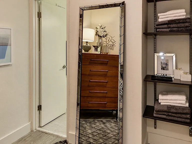 3801 Connecticut Avenue — Photo 1
