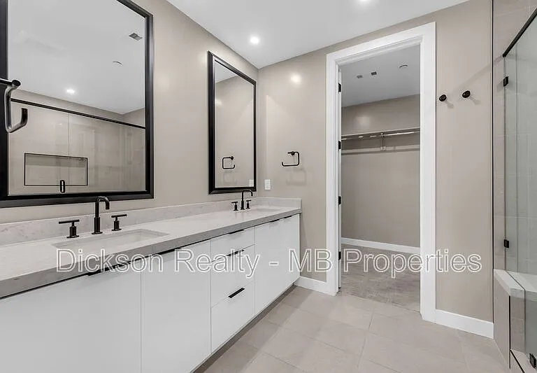 31 Campolina St — Photo 35