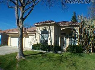 9904 River Oaks Dr, Stockton, CA 95209