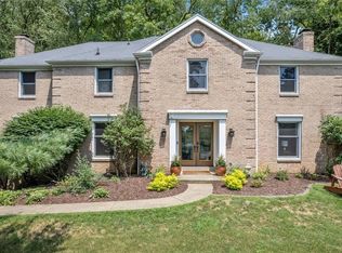 119 Shadow Ridge Dr, Pittsburgh, PA 15238