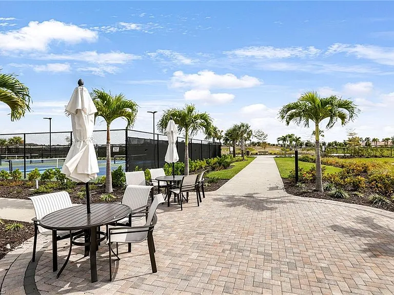 11694 Canal Grande Dr — Photo 42