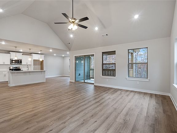 5th image of 13 Downham Ln