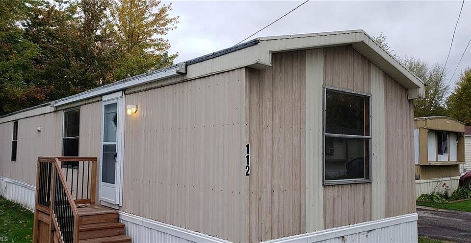 2nd image of 112 Marilyn Dr