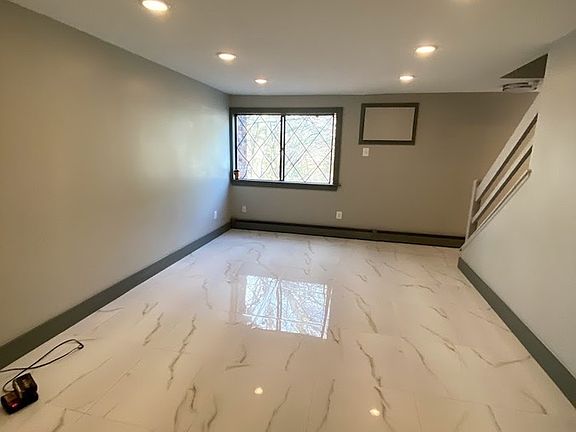 5th image of 231 Ellington Rd APT B