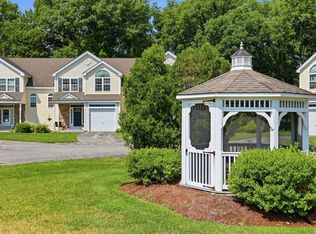 12 Minuteman Ln UNIT 6, Westford, MA 01886
