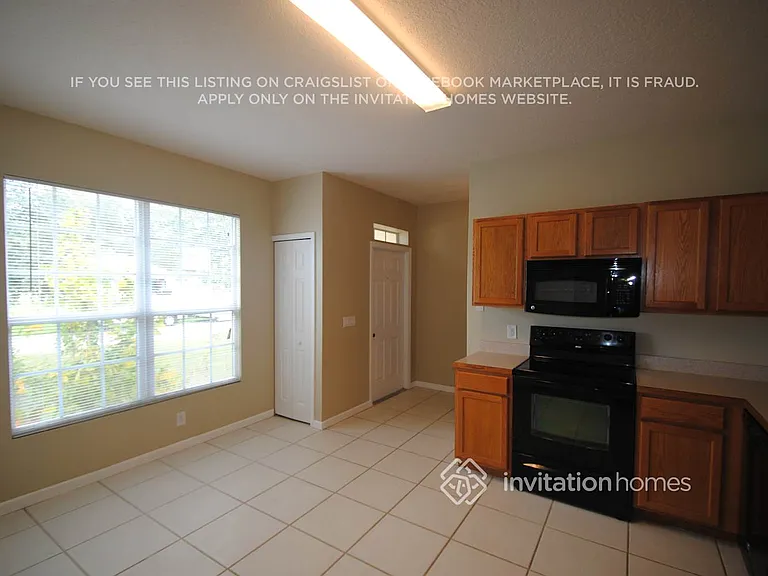 1310 Buffing Cir SE — Photo 4