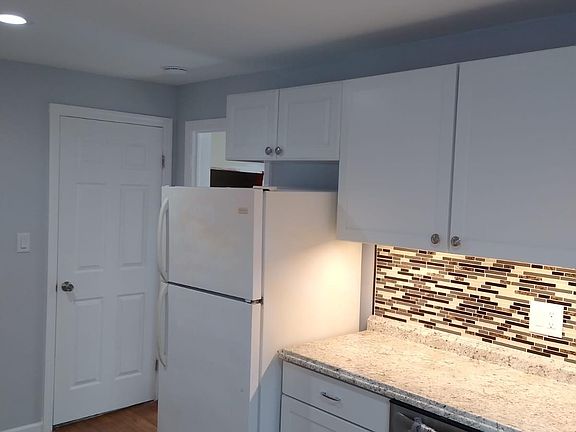 3rd image of 78 Huff Ave Floor 2