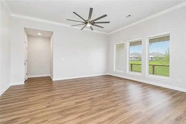 945 Channel Bend Ct — Photo 3