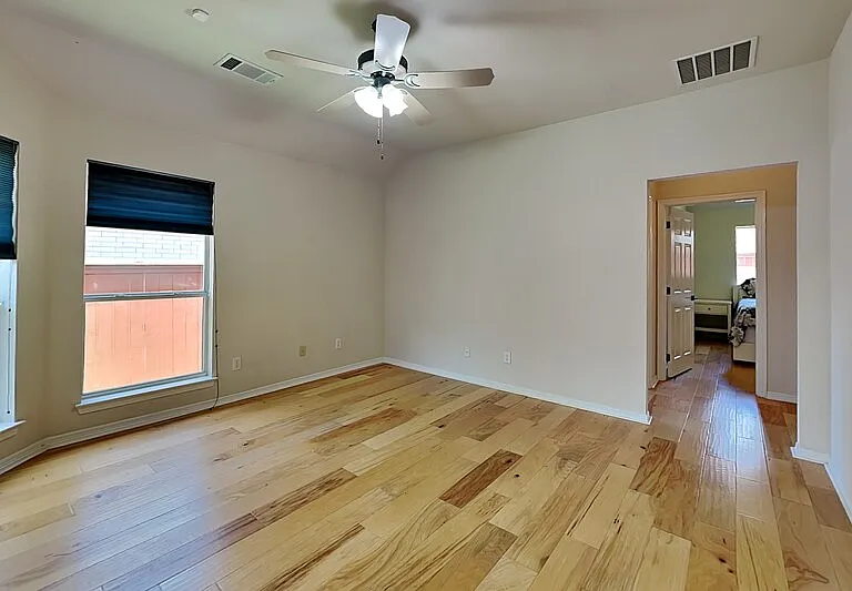 1716 Alpine Dr — Photo 16