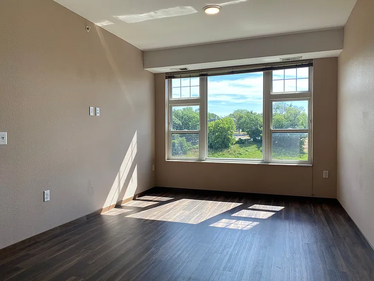 Capital View Apartments — Photo 36