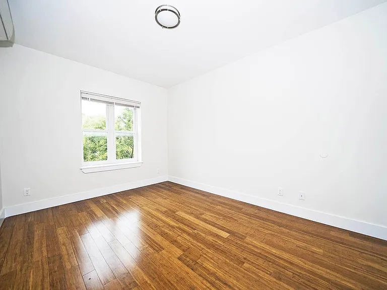 1568 Pacific St #4B — Photo 7