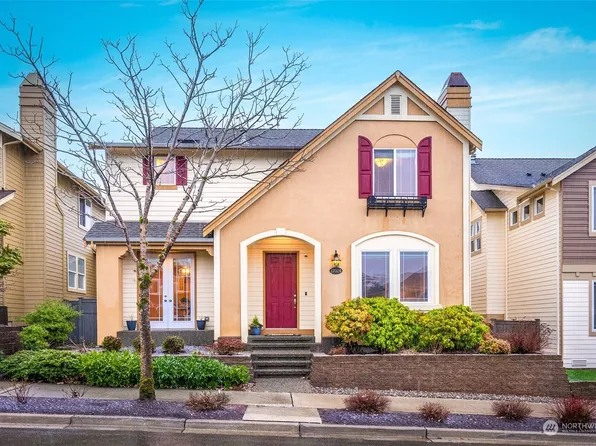 17024 Woodside Drive SE, Renton, WA 98058