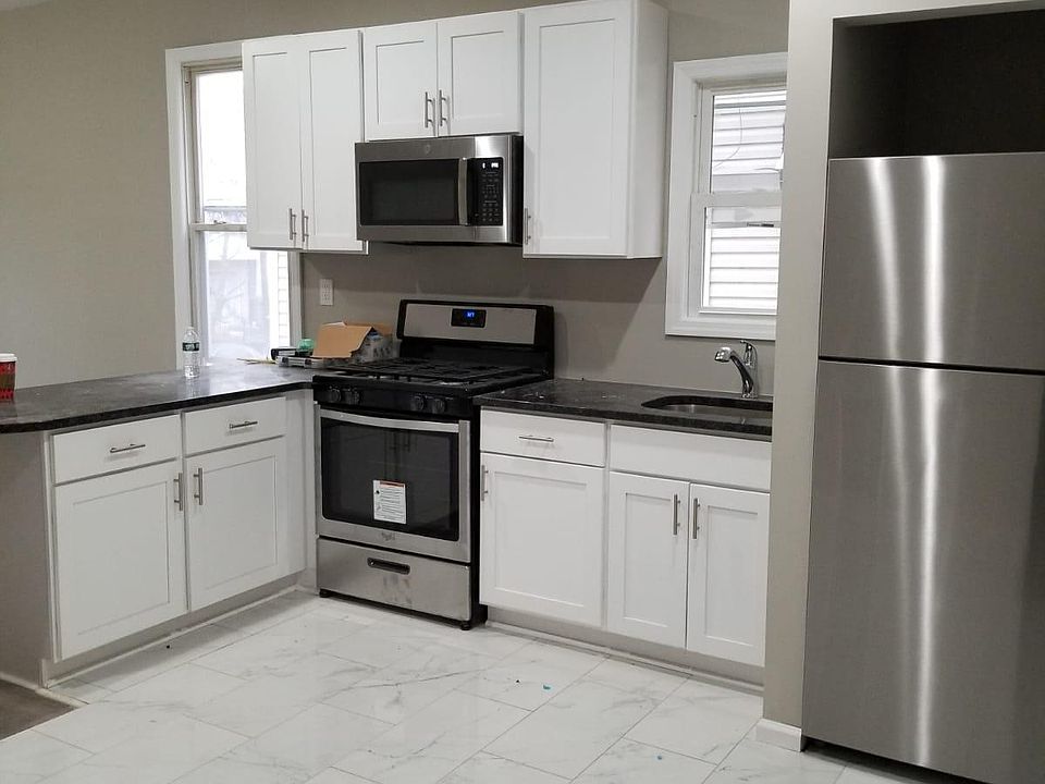 1st image of 204A Renner Ave