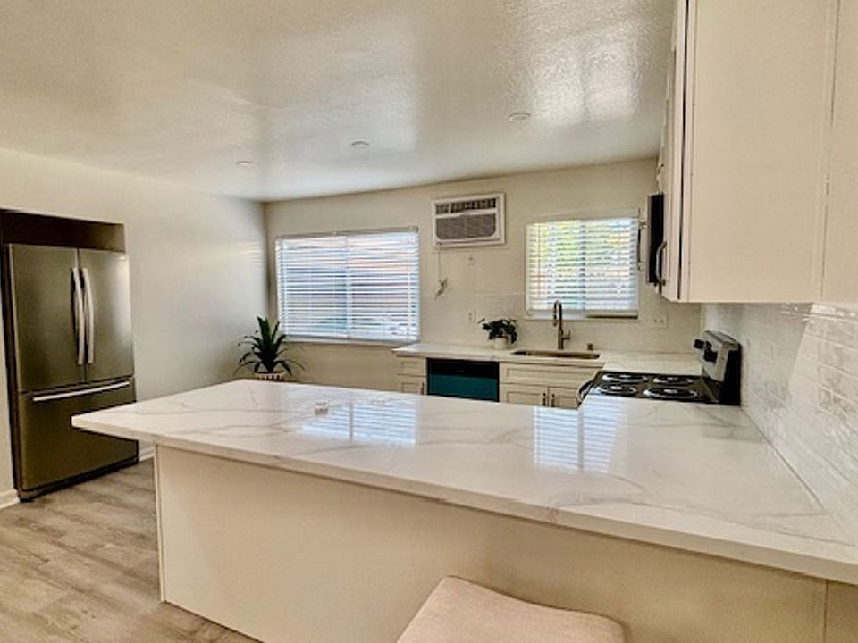 1st image of 1730 Lacassie Ave APT 2