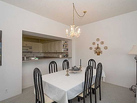 4th image of 201 Crandon Blvd APT 631