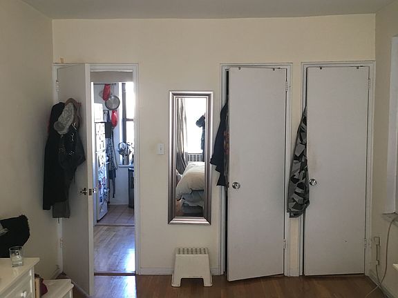 2nd image of 125 Christopher St APT 4B