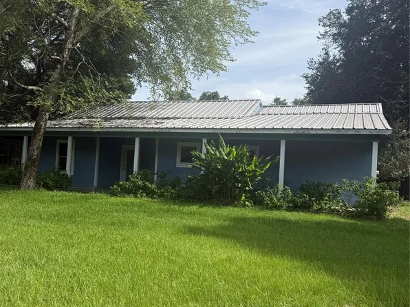 7 Ranch Rd #A, New Waverly, TX 77358